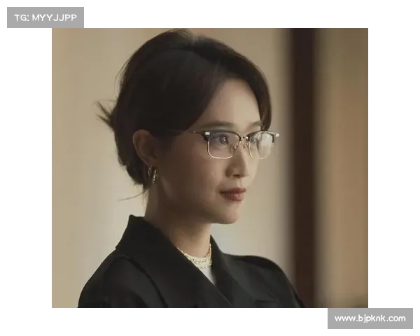 玫瑰背后的爱情故事:他们结婚,零绯闻,幸福如初(玫瑰原名) 玫瑰背后的爱情故事:他们结婚,零绯闻,幸福如初(玫瑰原名)